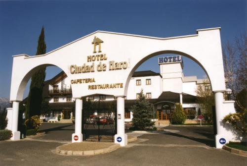Hotel Itc Ciudad De Haro Exterior photo